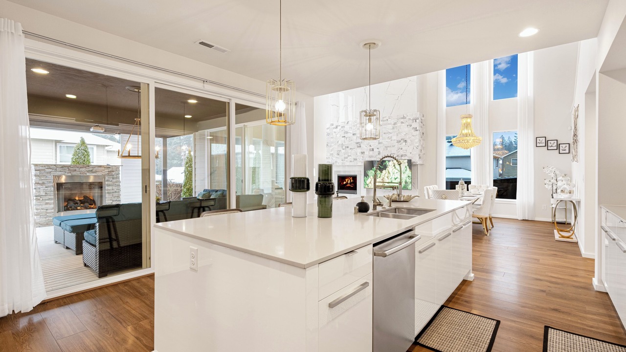 Photo of Others in Maple Valley