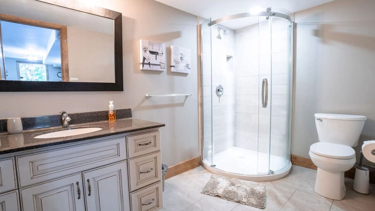 Photo of Bathroom in Perry