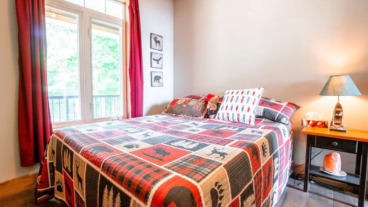 Photo of Bedroom in Perry