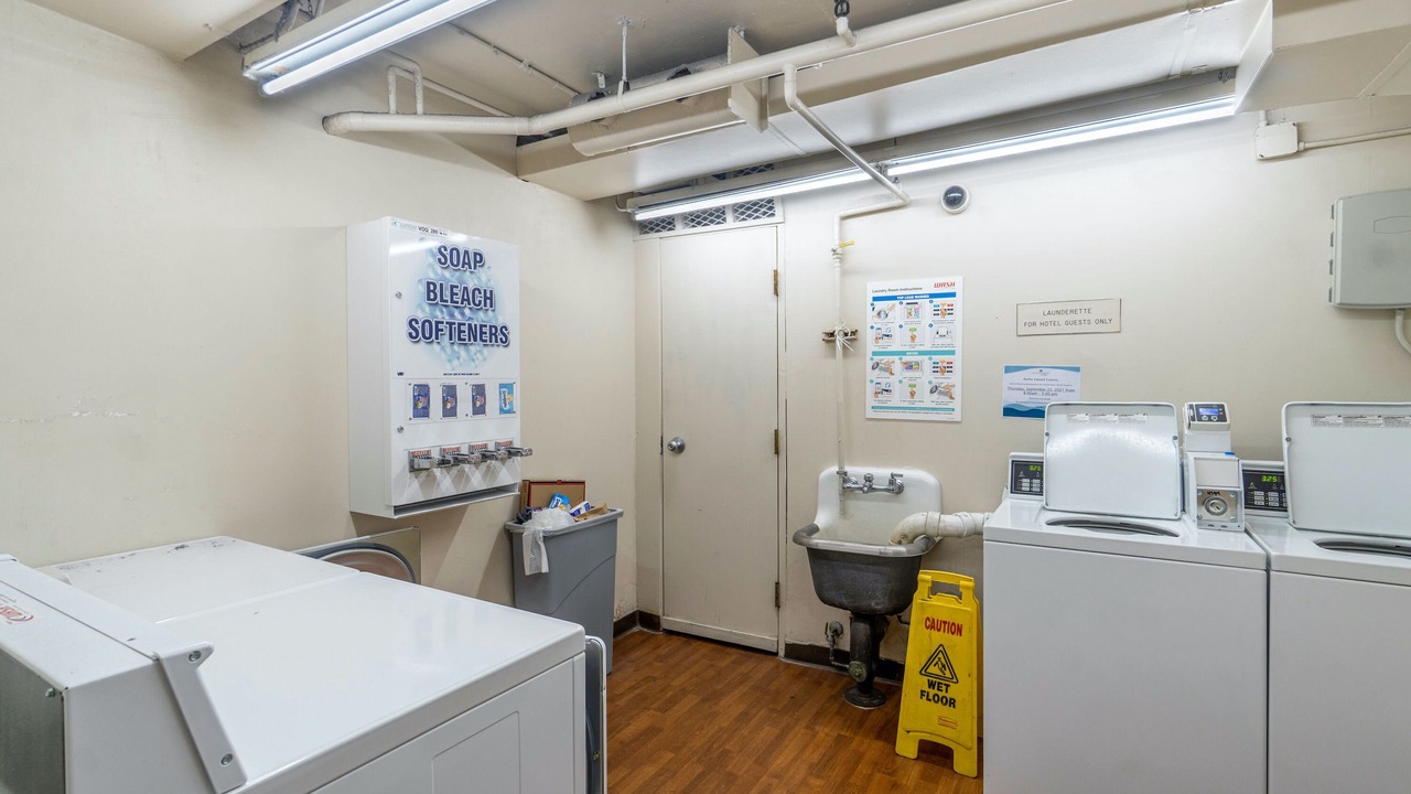 Photo of Bedroom in Ala Moana