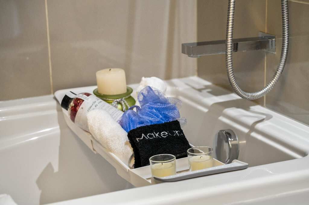 Photo of Bathroom in Connaught