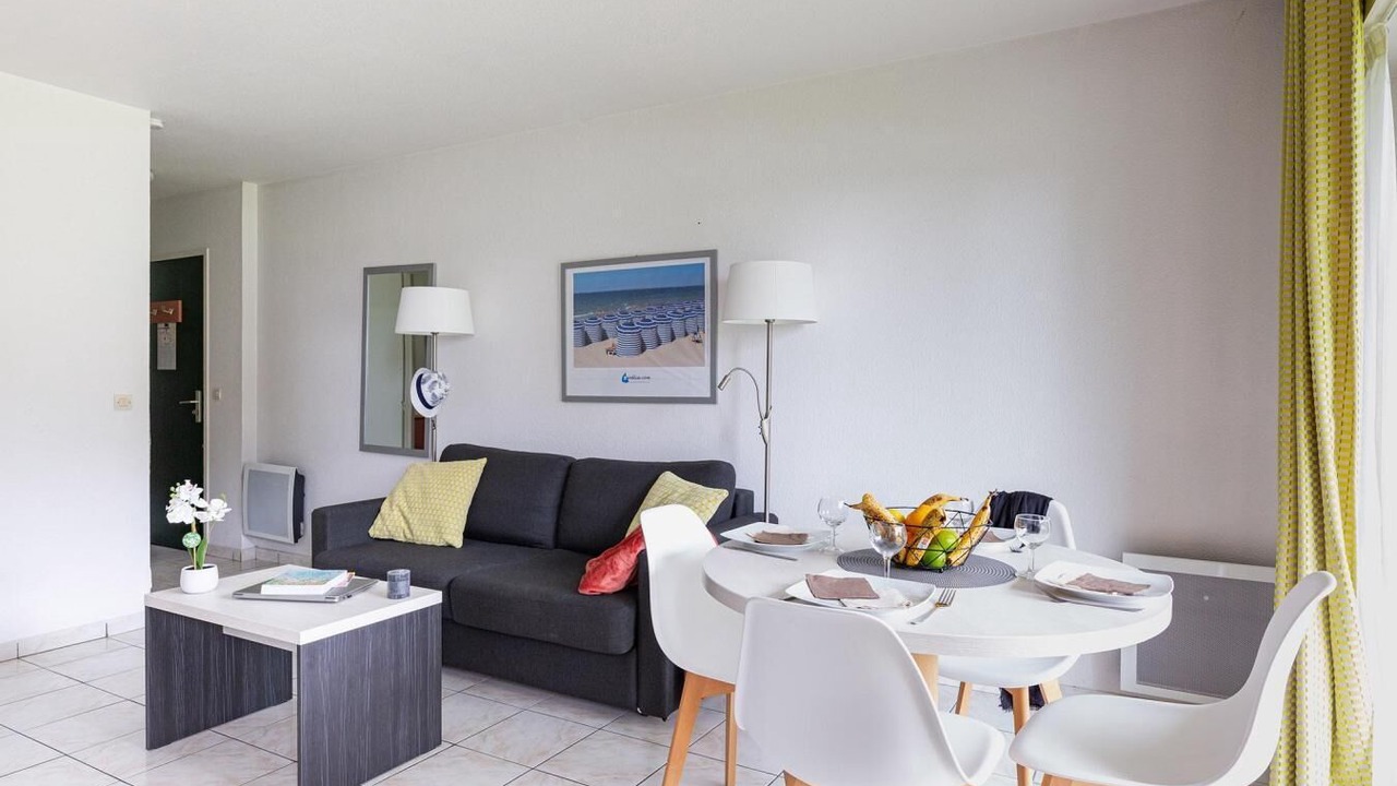 Photo of Others in Le Home