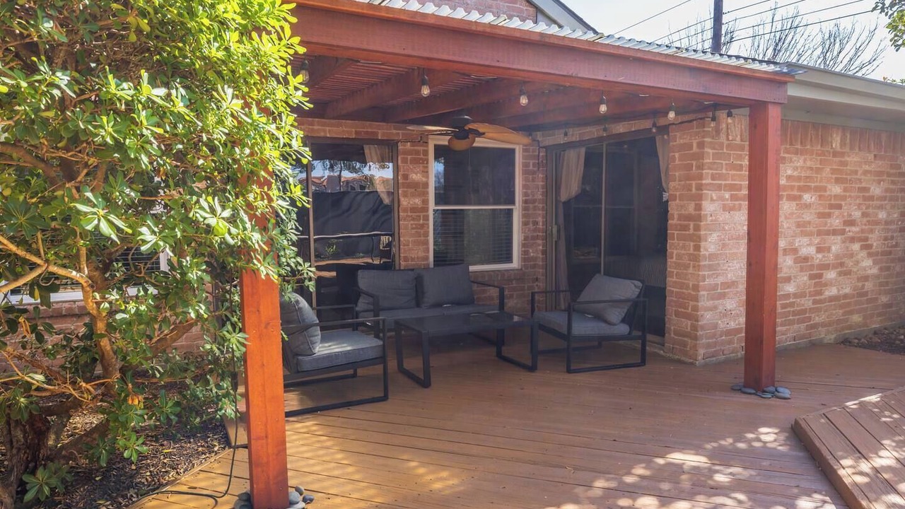Photo of Patio Balcony in Meadows Place