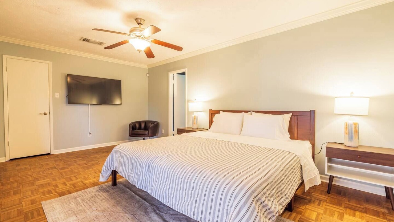 Photo of Bedroom in Meadows Place