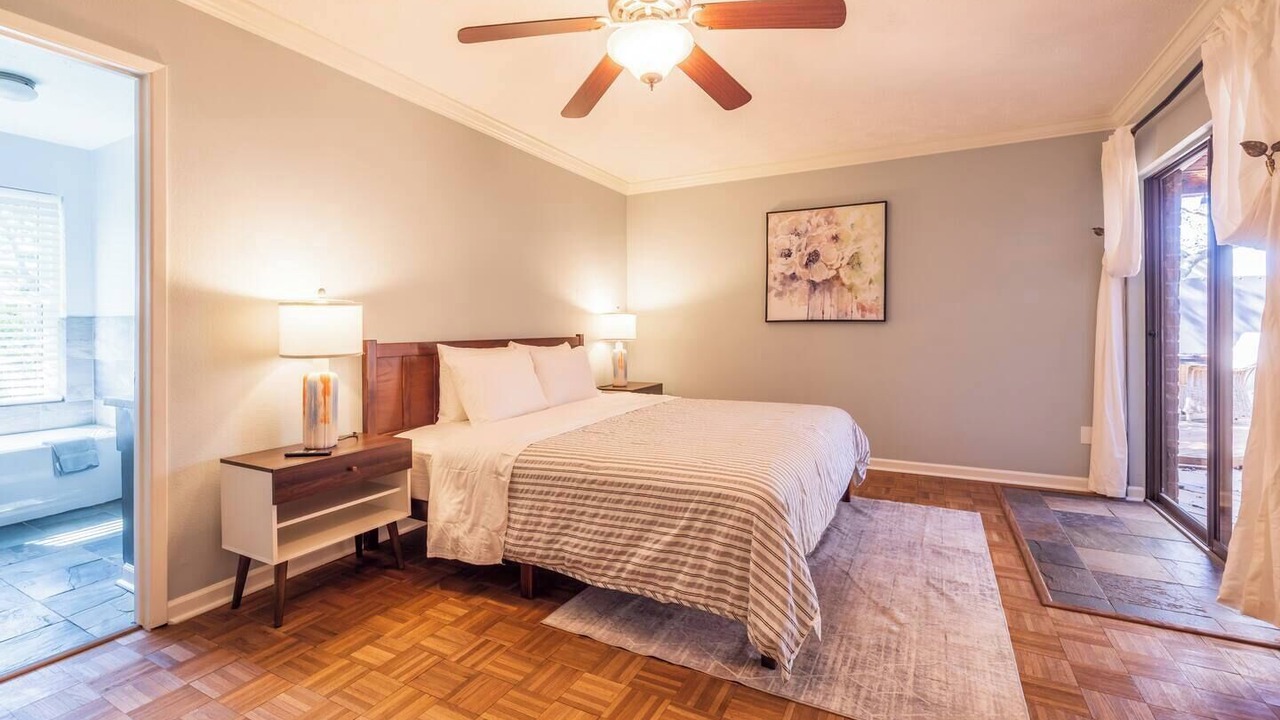 Photo of Bedroom in Meadows Place