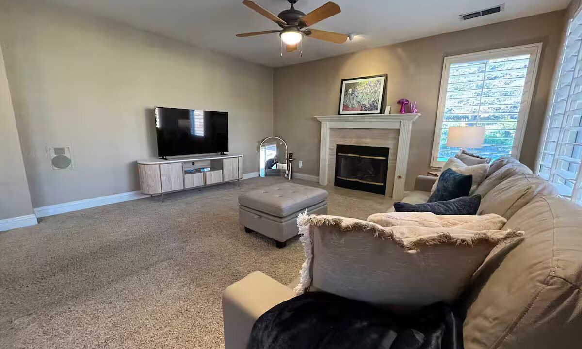 Photo of Livingroom in Antelope