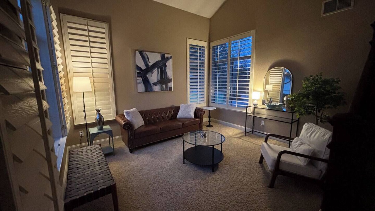 Photo of Livingroom in Antelope