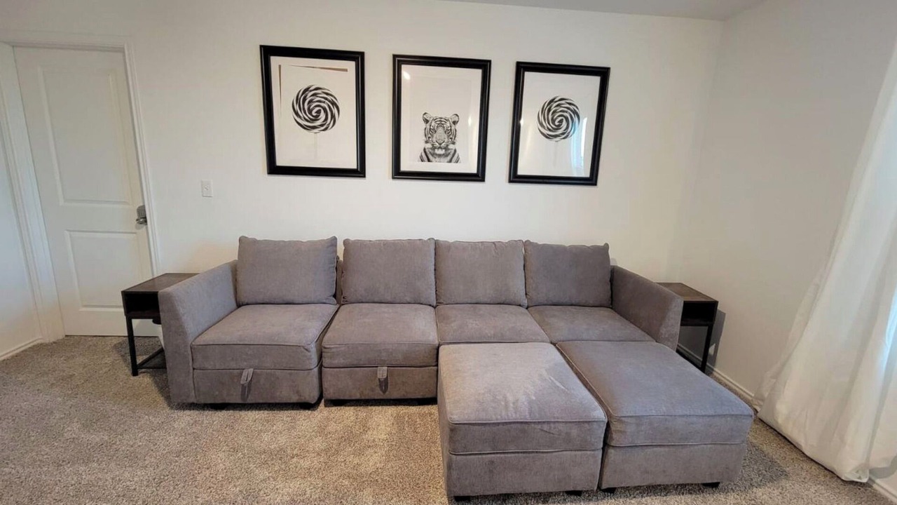 Photo of Livingroom in Pflugerville