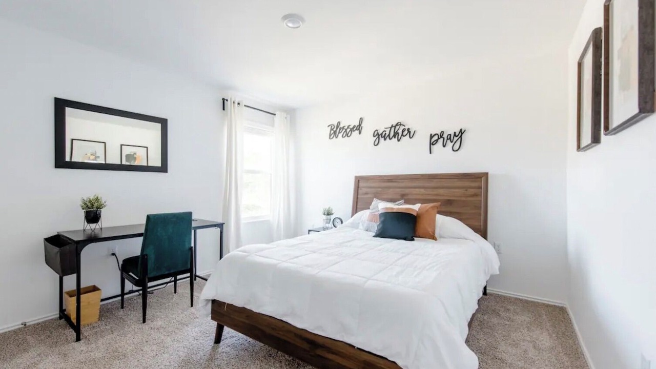 Photo of Bedroom in Pflugerville