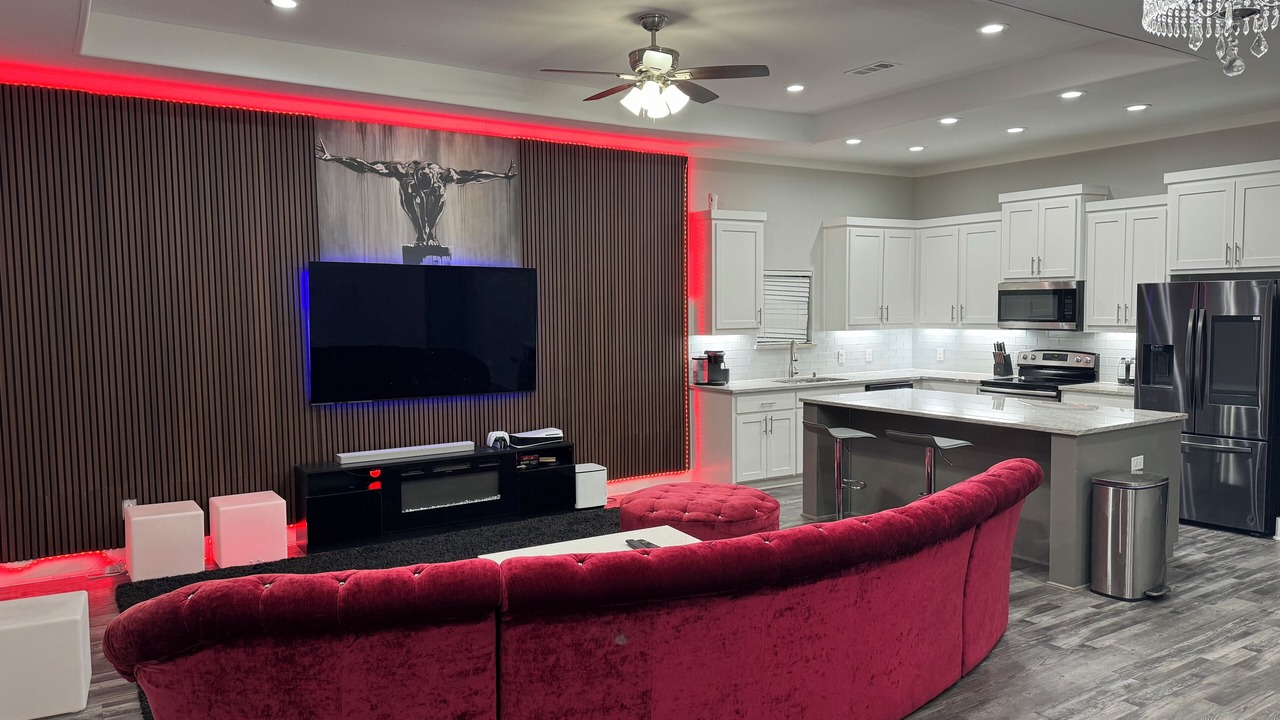 Photo of Livingroom in West Dallas