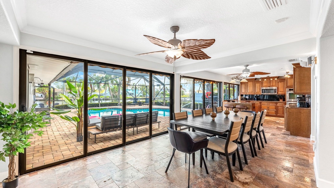 Photo of Others in Cocoa Isles