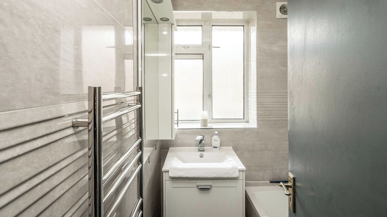 Photo of Bathroom in Tottenham Hale