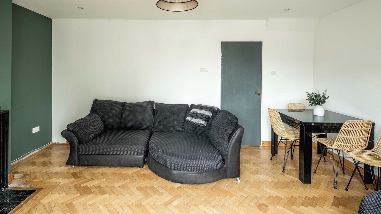 Photo of Livingroom in Tottenham Hale