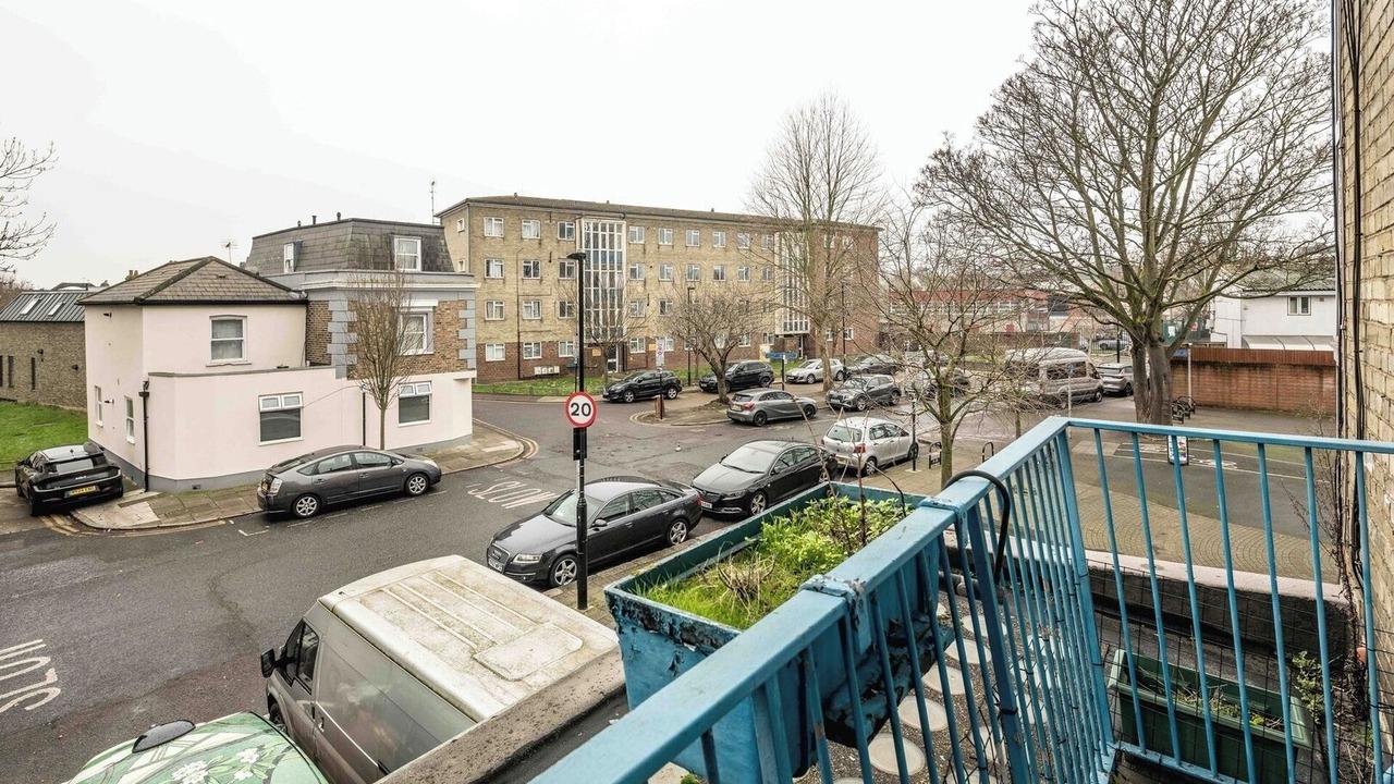 Photo of Outdoor in Tottenham Hale