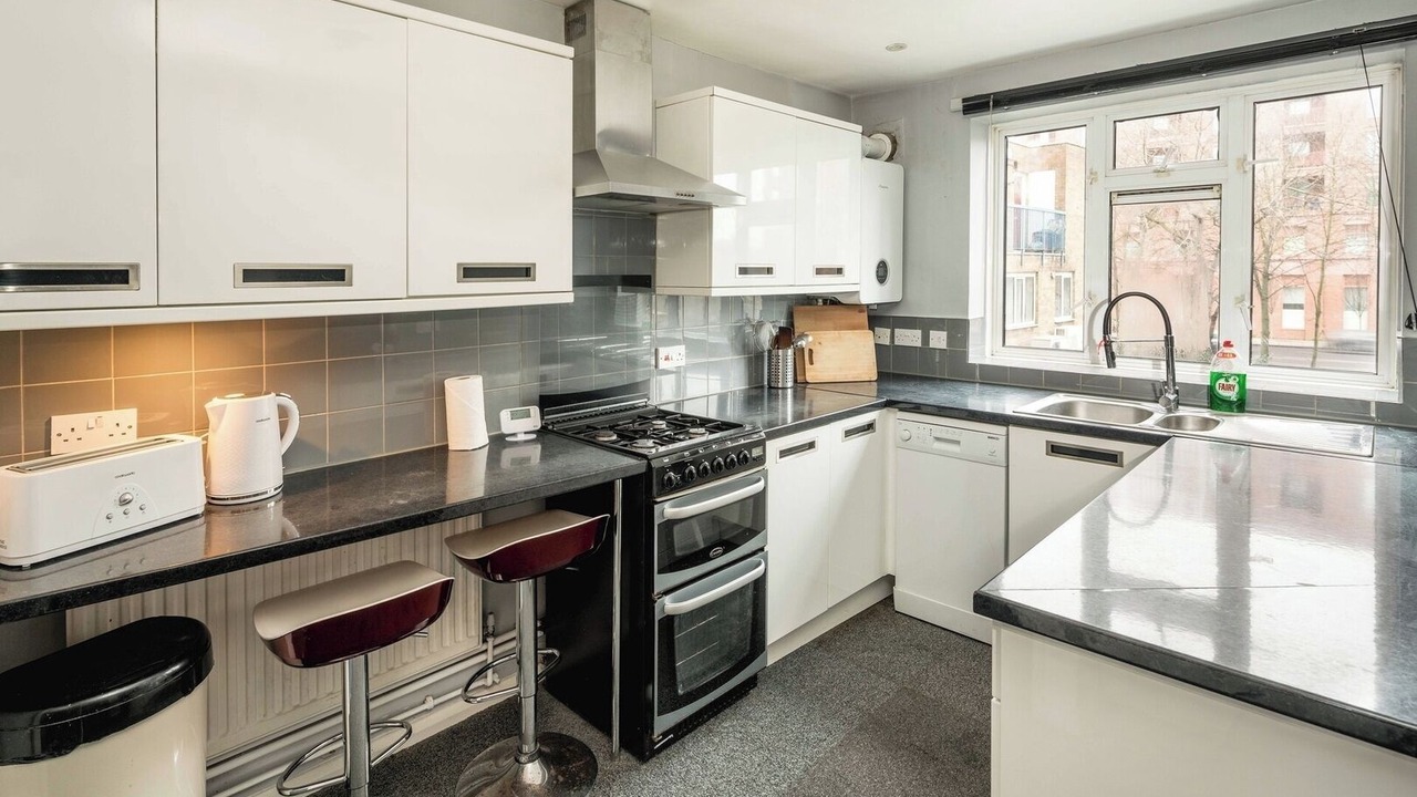 Photo of Kitchen in Tottenham Hale