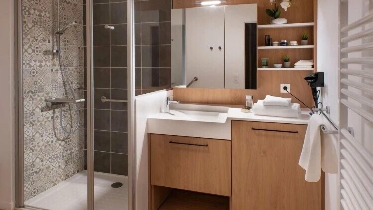 Photo of Bathroom in Centre Ville Rive Gauche
