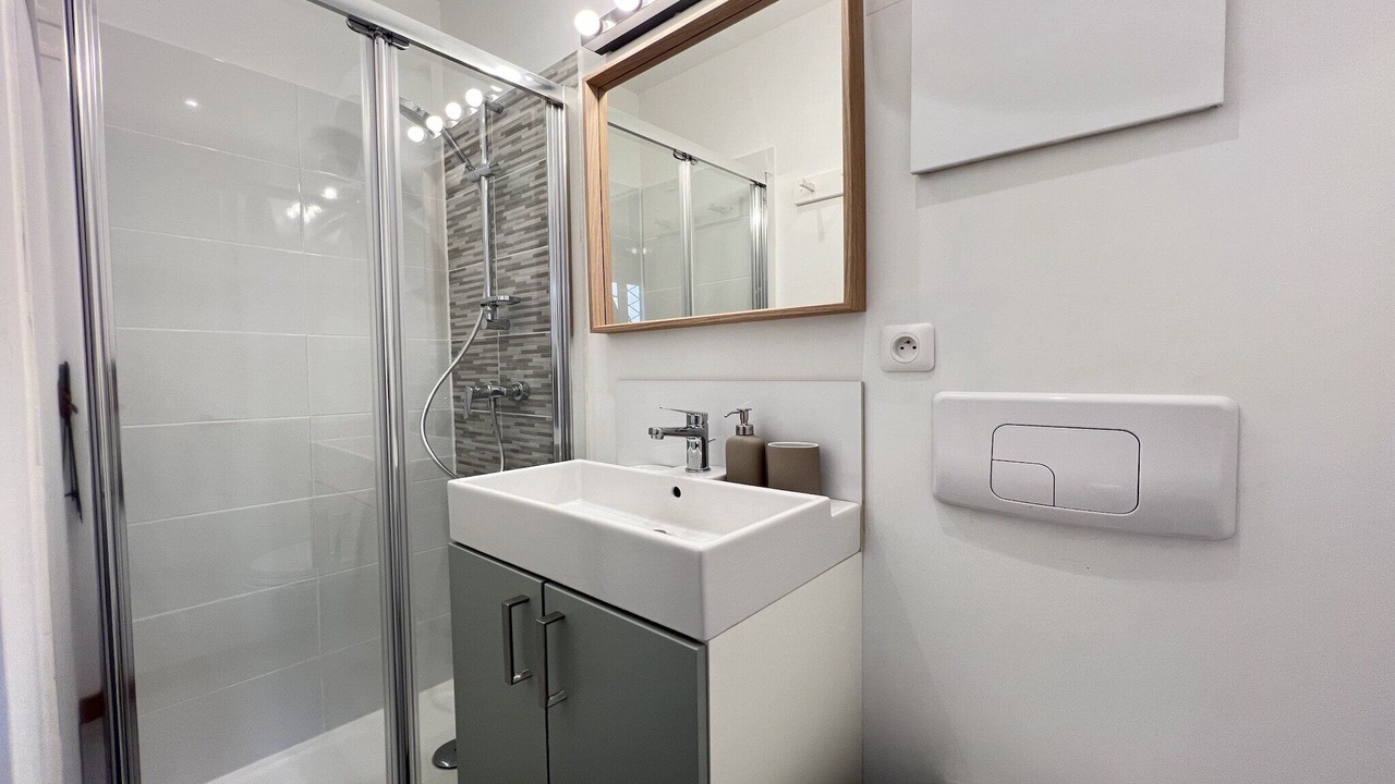 Photo of Bathroom in Casselardit