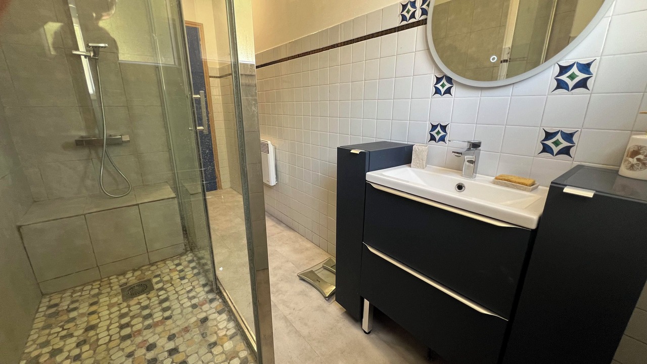 Photo of Bathroom in Beziers