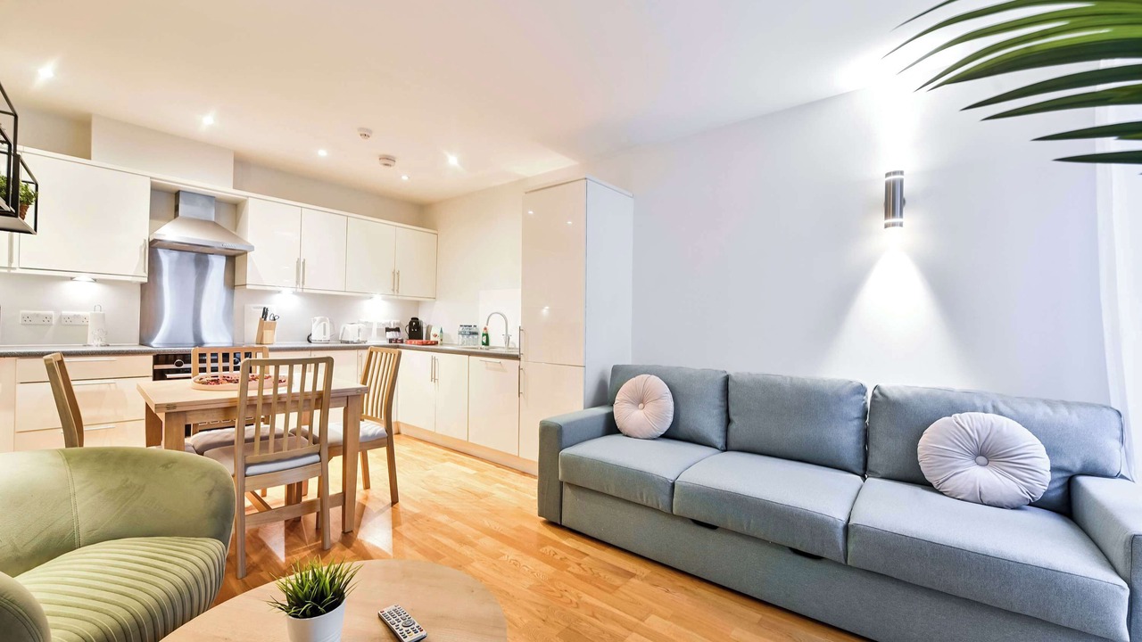 Photo of Livingroom in Tower Hill