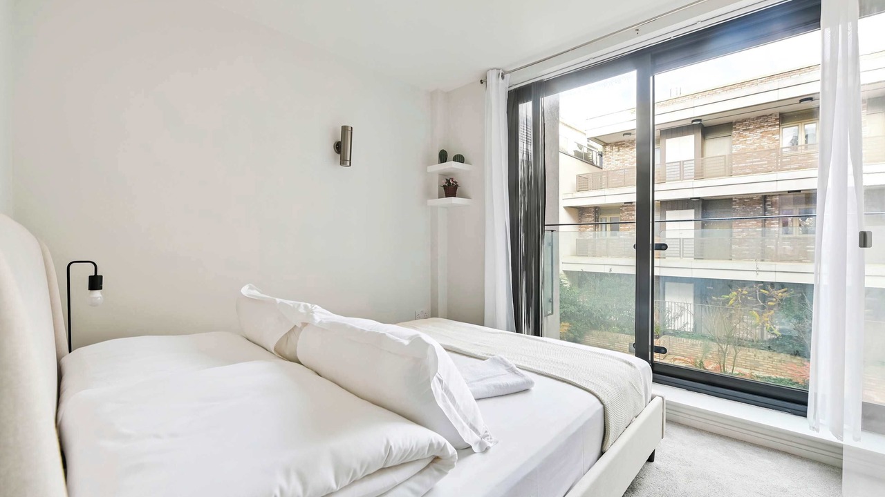 Photo of Bedroom in Tower Hill