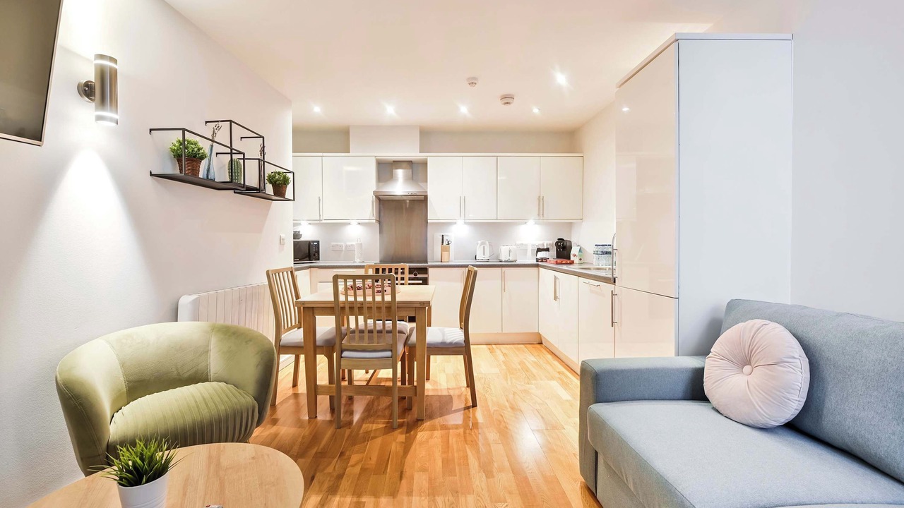 Photo of Livingroom in Tower Hill