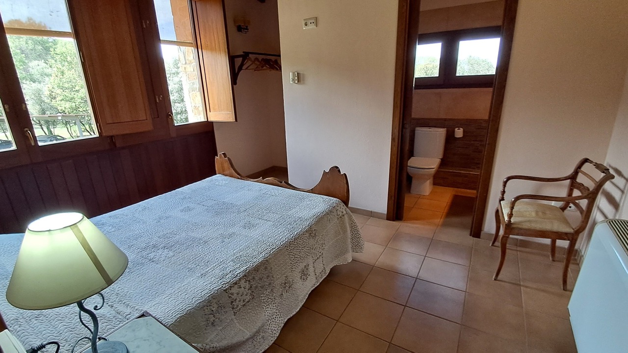Photo of Bedroom in Porqueres