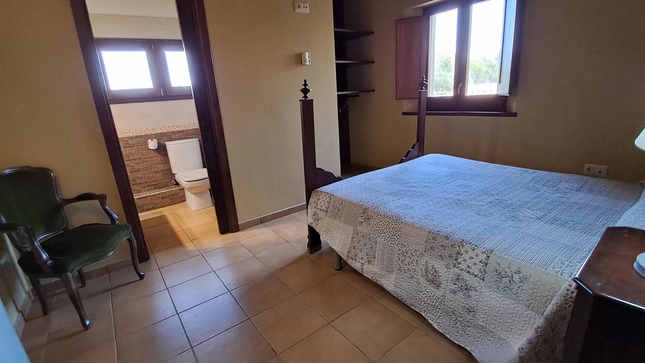 Photo of Bedroom in Porqueres