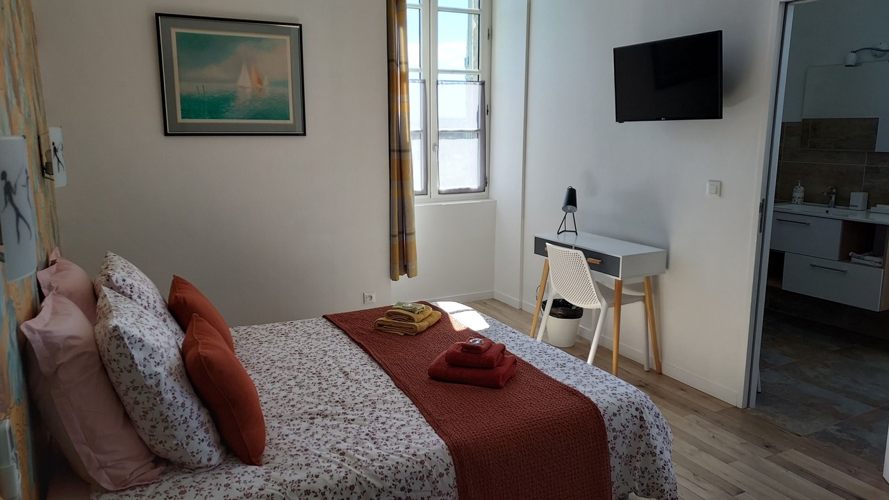 Photo of Bedroom in Salleles-d'Aude
