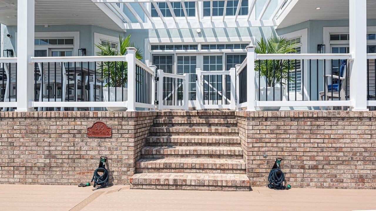 Photo of Others in Heron Harbour Isle