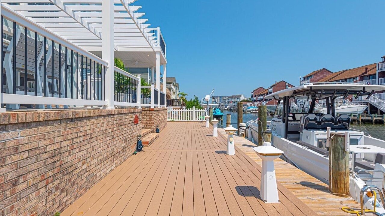 Photo of Others in Heron Harbour Isle