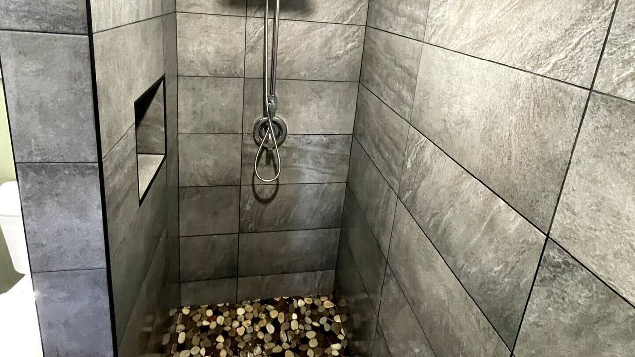 Photo of Bathroom in Alban