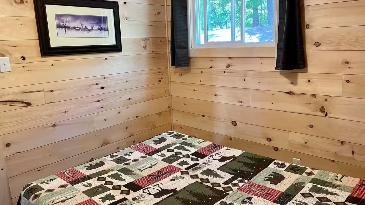 Photo of Bedroom in Alban
