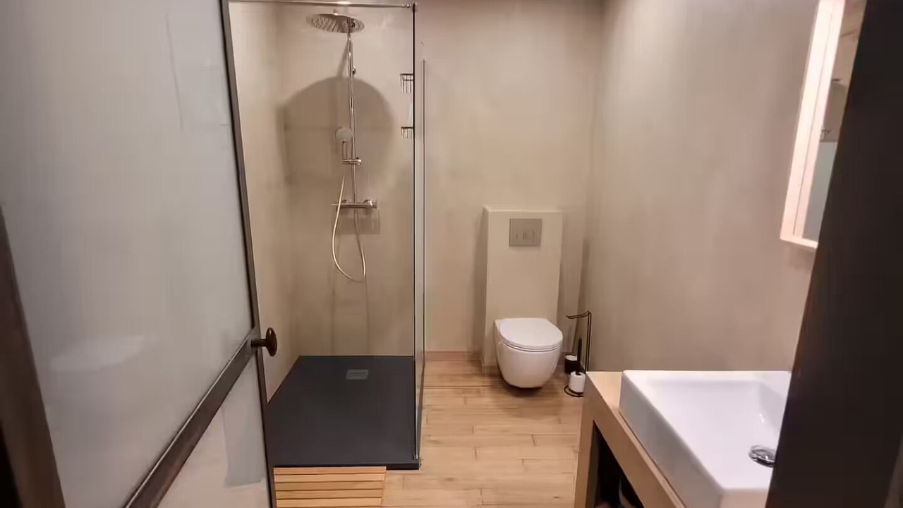 Photo of Bathroom in Peyriac-de-Mer