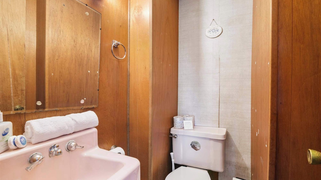 Photo of Bathroom in South Wellfleet