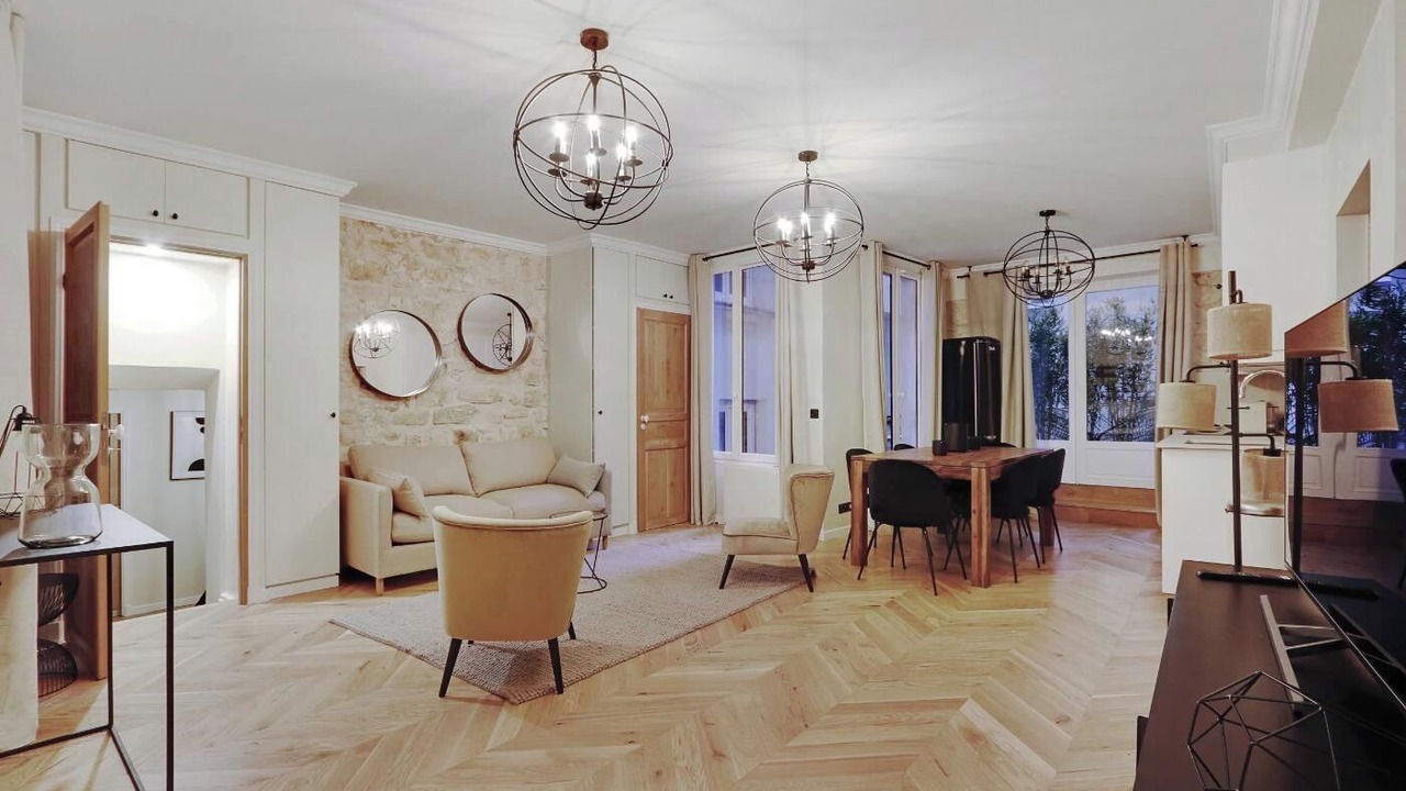 Photo of Livingroom in Arts-et-Metiers