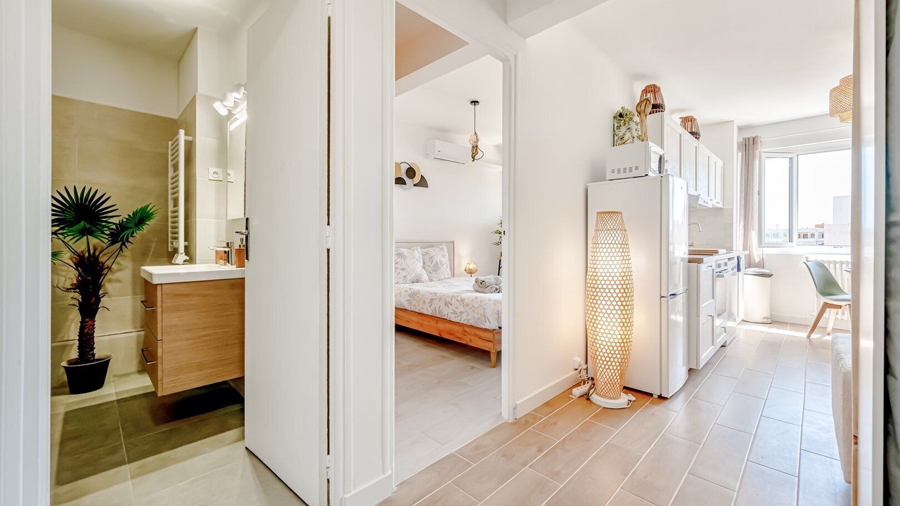 Photo of Bedroom in Le Mourillon