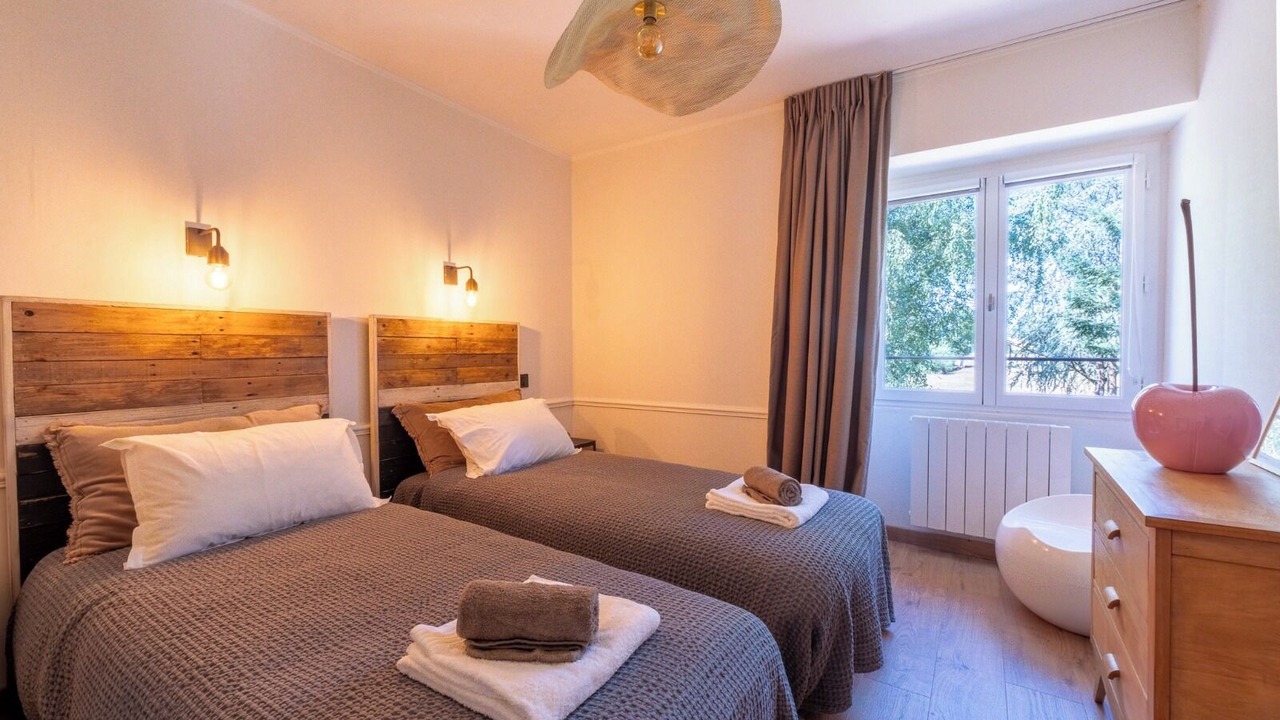 Photo of Bedroom in Saint-Aubin-d'Aubigne