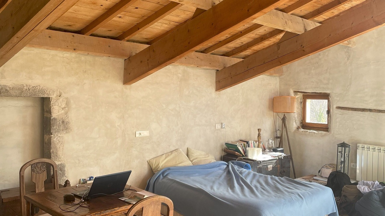 Photo of Bedroom in Le Poet-Laval