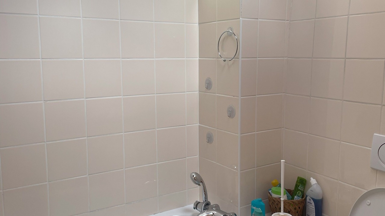 Photo of Bathroom in Le Poet-Laval
