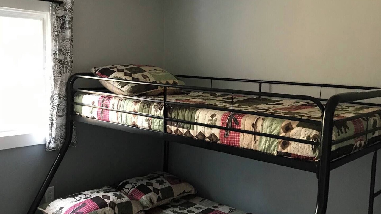 Photo of Bedroom in Alban