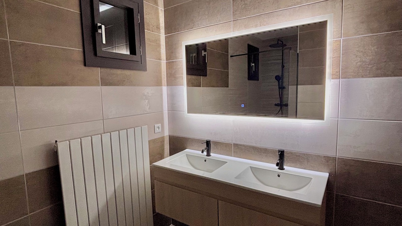 Photo of Bathroom in Cierp-Gaud