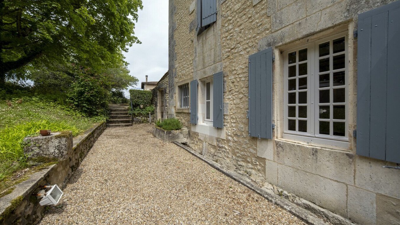 Photo of Outdoor in Montboyer