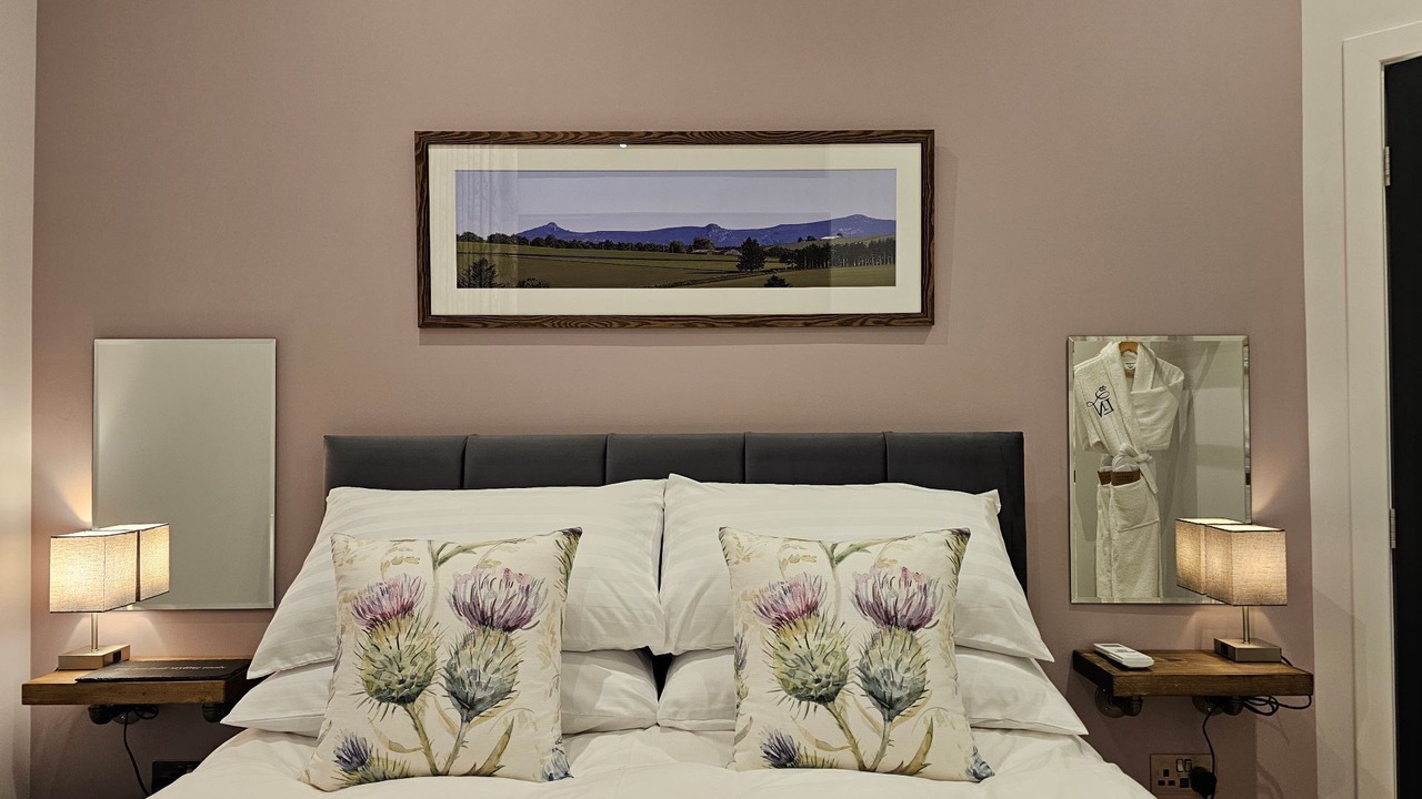 Photo of Others in Wartle