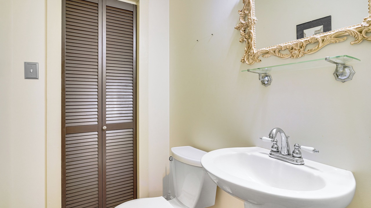 Photo of Bathroom in Jeanerette