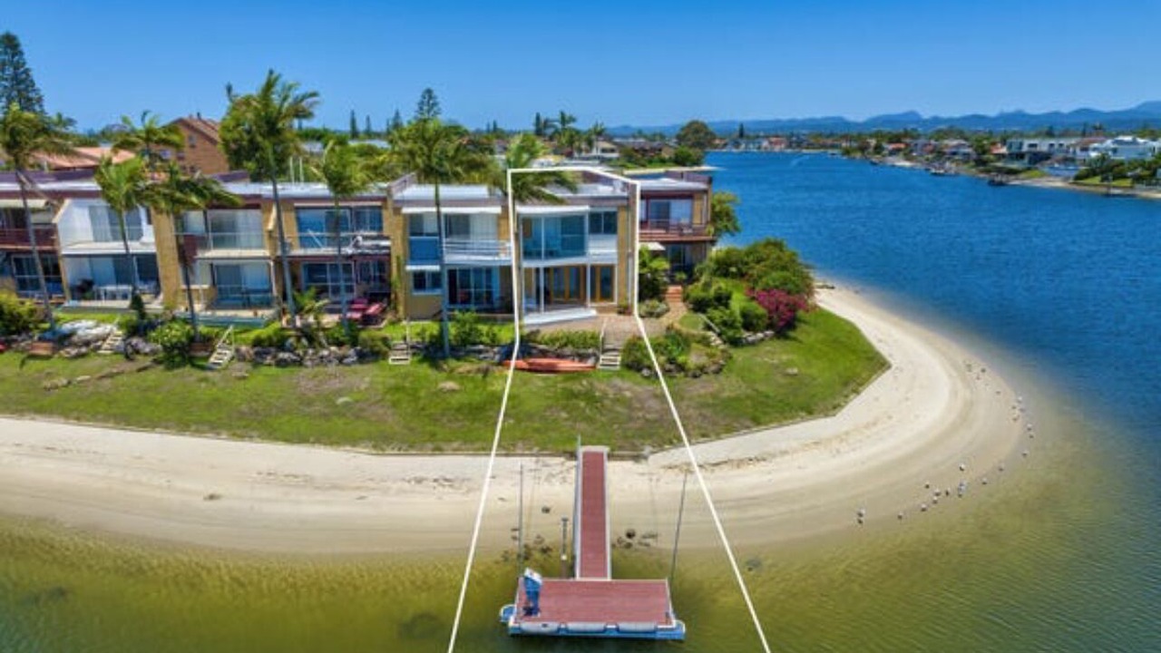 Photo of Outdoor in Mermaid Waters