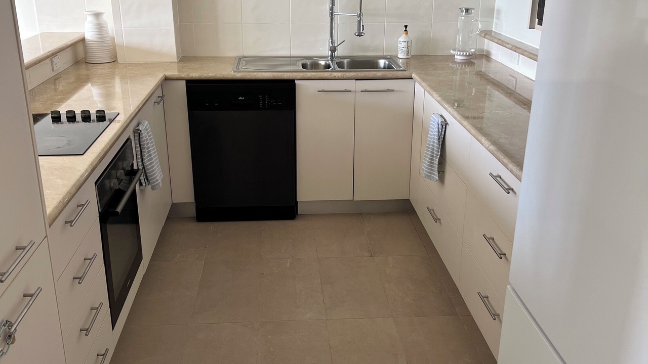 Photo of Kitchen in Mermaid Waters