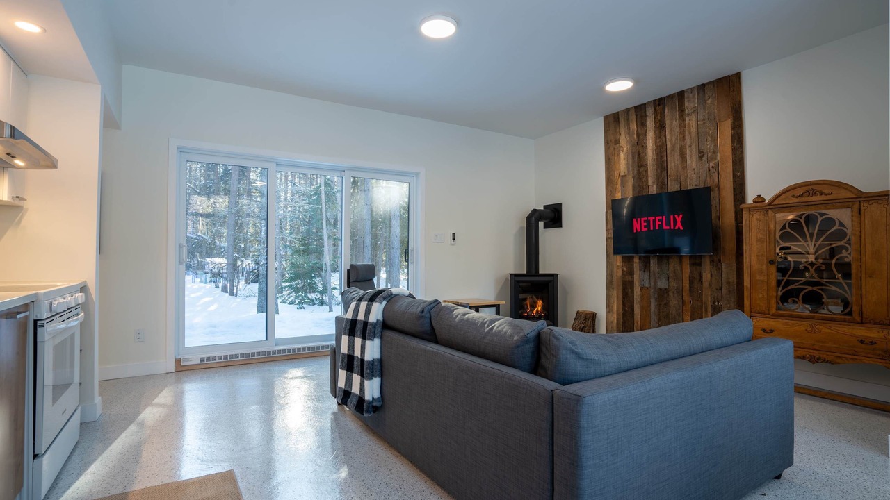 Photo of Livingroom in Saint-Alexis-des-Monts