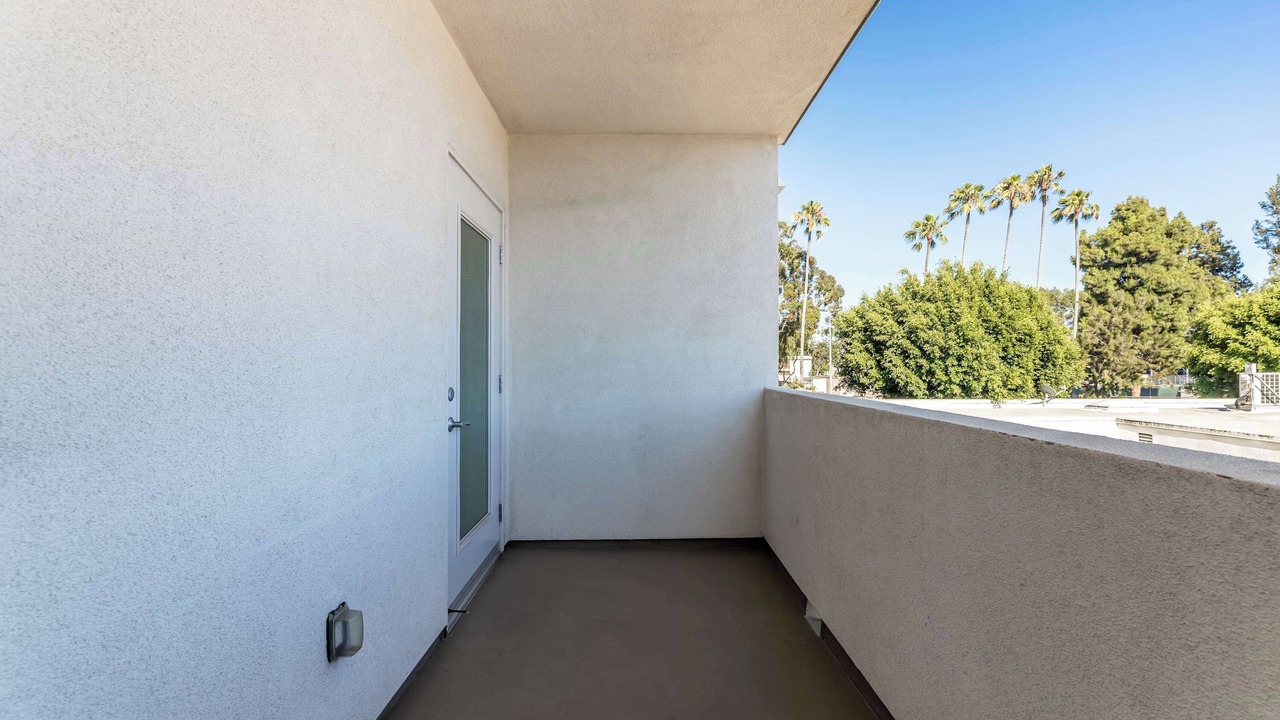 Photo of Patio Balcony in West Hollywood