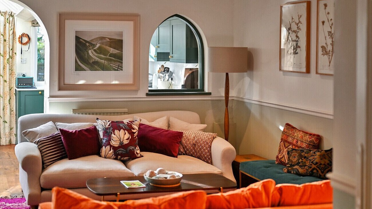 Photo of Livingroom in Lewes