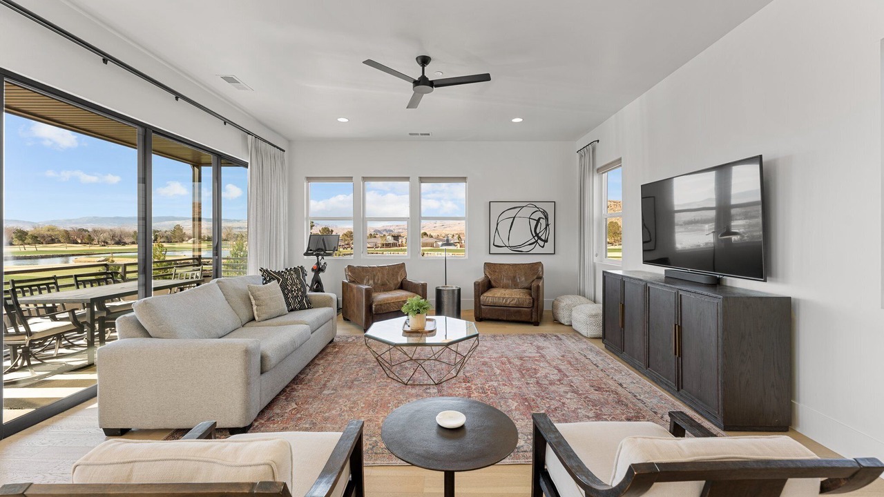 Photo of Livingroom in Bloomington